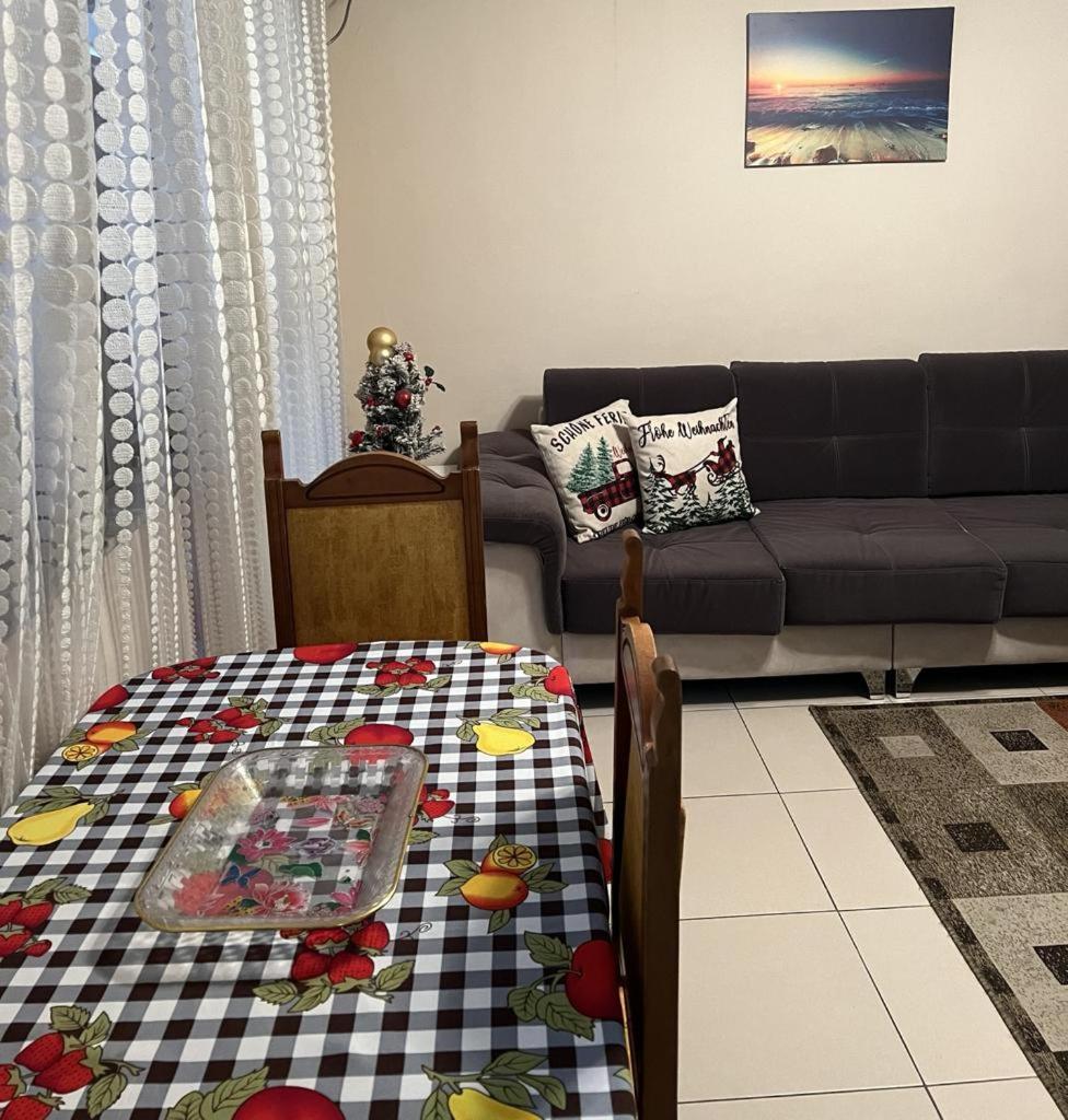 Entire Nice Apartment, In The Center تيرانا المظهر الخارجي الصورة