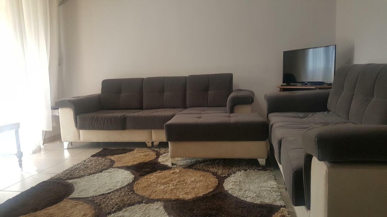 Entire Nice Apartment, In The Center تيرانا المظهر الخارجي الصورة