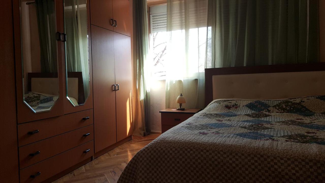 Entire Nice Apartment, In The Center تيرانا المظهر الخارجي الصورة