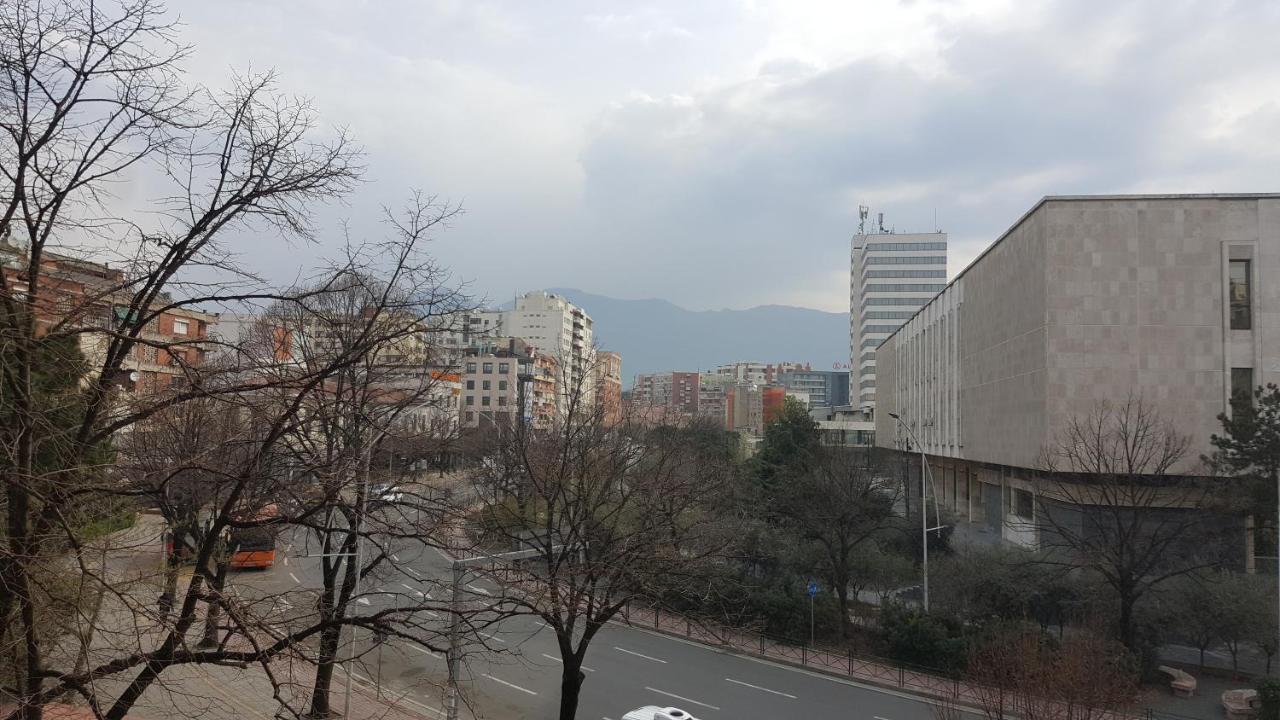 Entire Nice Apartment, In The Center تيرانا المظهر الخارجي الصورة
