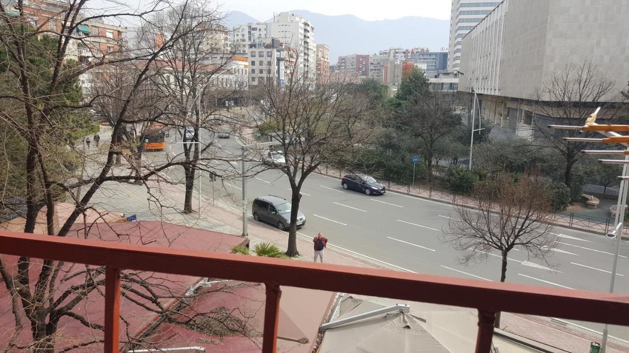 Entire Nice Apartment, In The Center تيرانا المظهر الخارجي الصورة